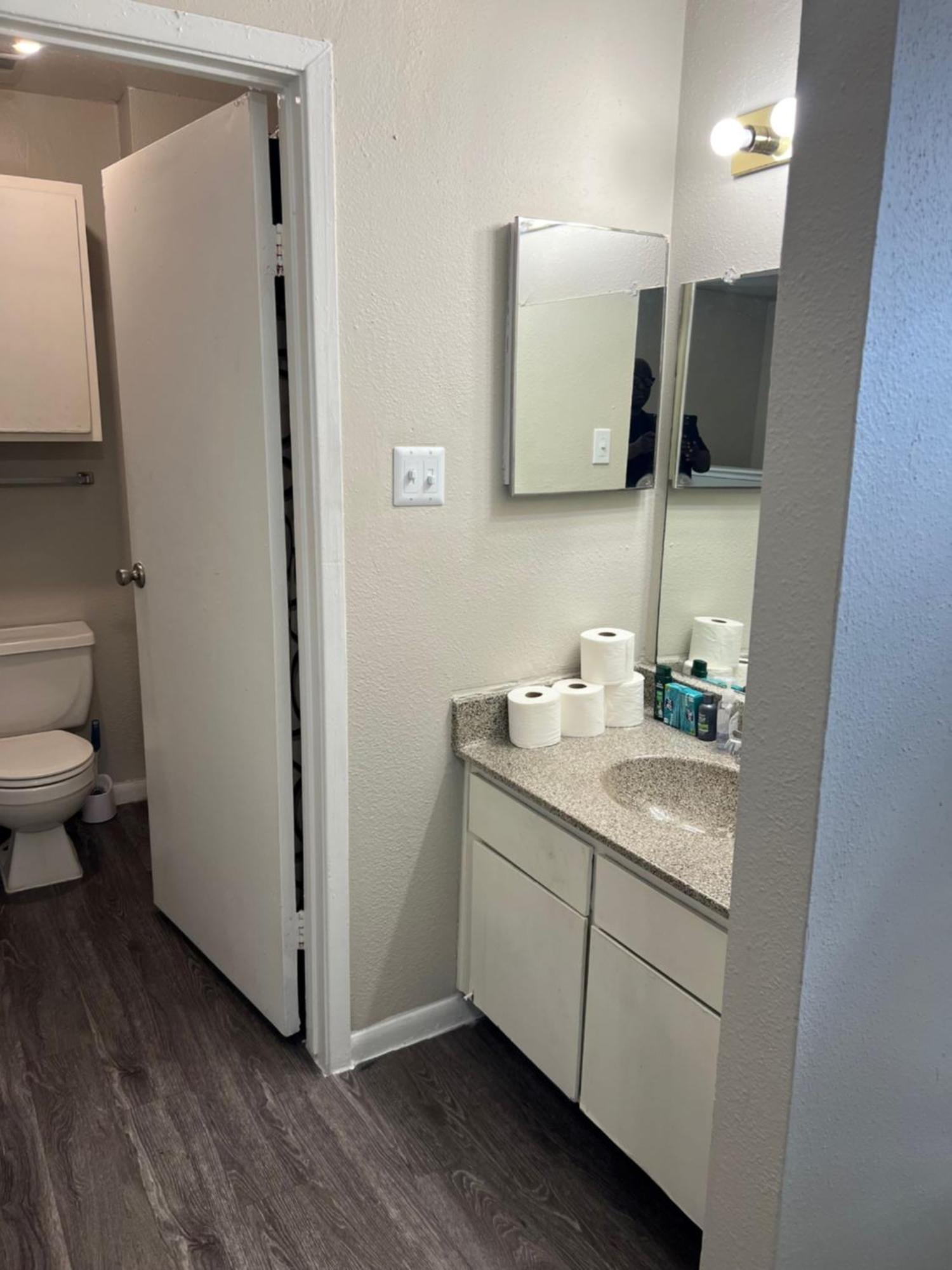 Beautiful 1-Bedroom Townhome With Nice Amenities هيوستن المظهر الخارجي الصورة